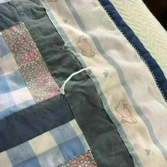 Baby Quilt Blanket Blue Bunnies Patchwork Handmade Size 35.5x43in Boy Or Girl - Picture 3 of 7